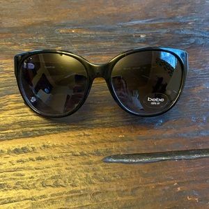 New! Bebe BB7079 Sunglasses
